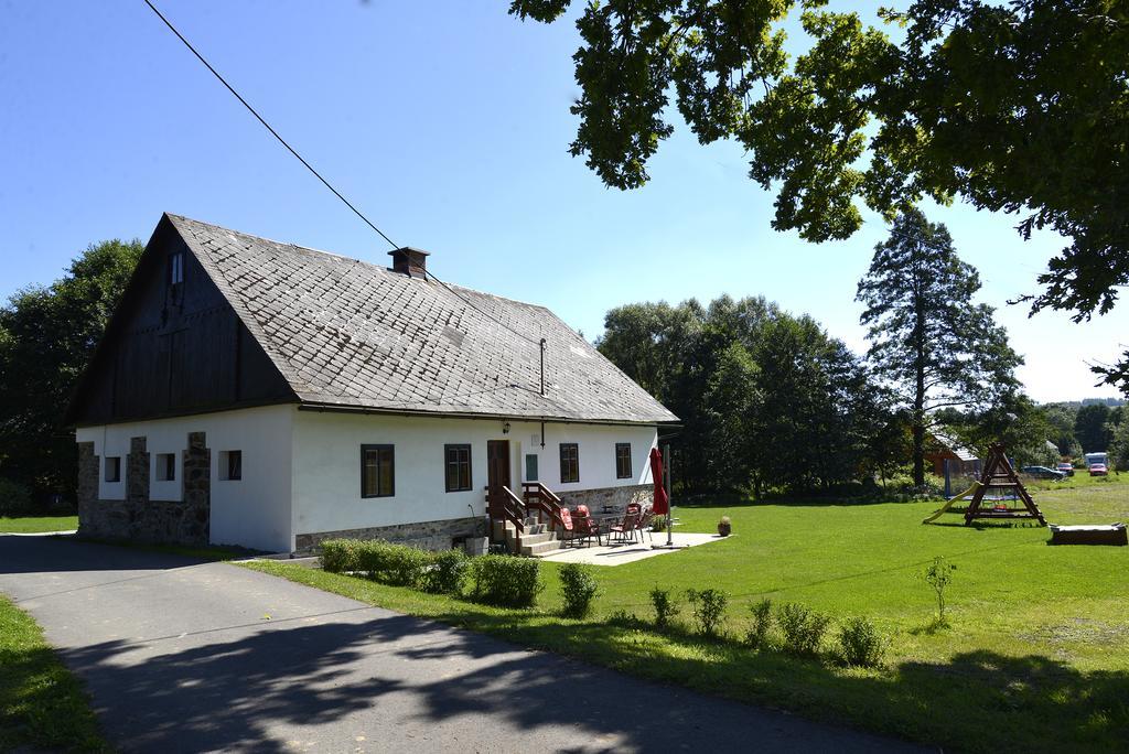 Ubytovani Chalupa Kraliky Exterior photo